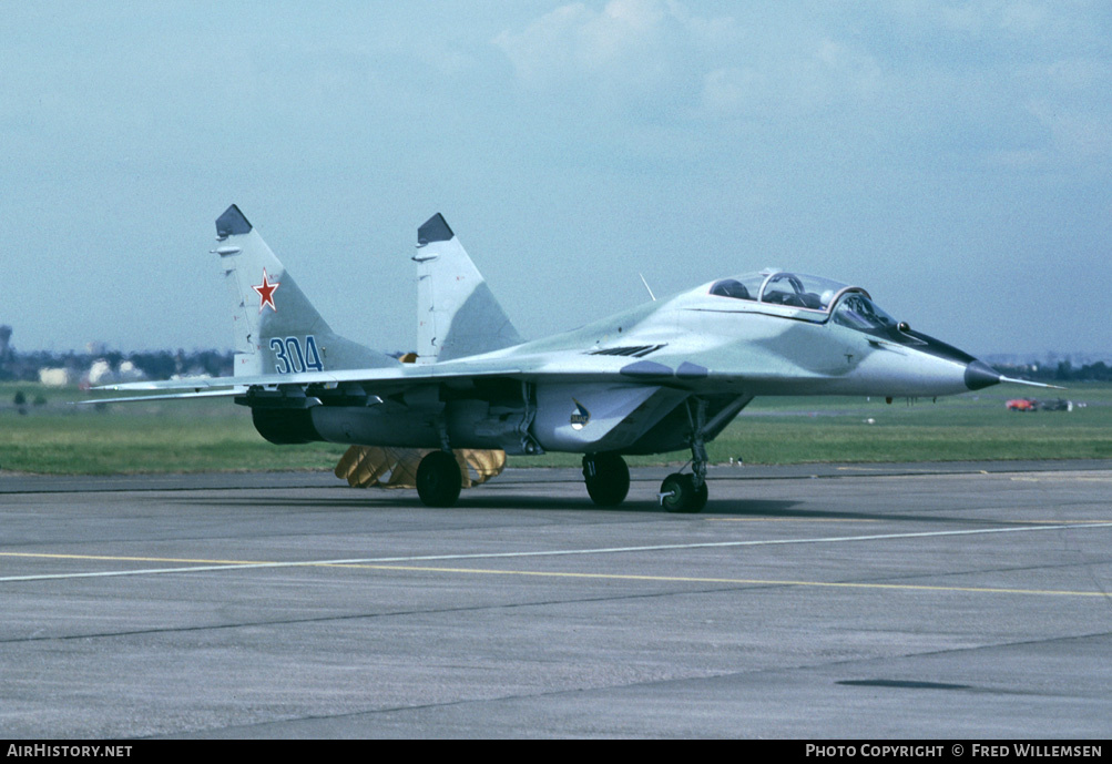 Aircraft Photo of 304 blue | Mikoyan-Gurevich MiG-29UB (9-51) | Russia - Air Force | AirHistory.net #174606