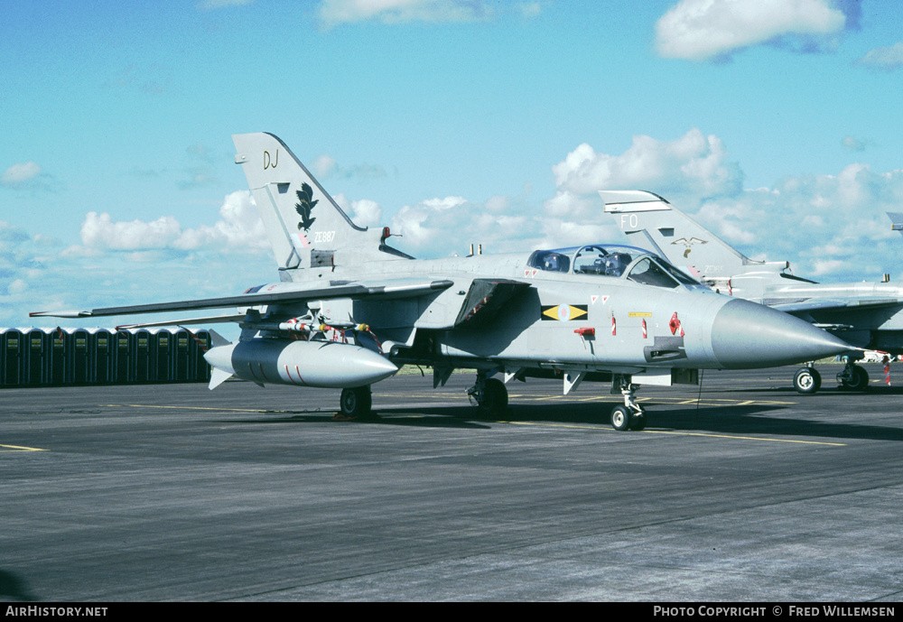Aircraft Photo of ZE887 | Panavia Tornado F3 | UK - Air Force | AirHistory.net #174644