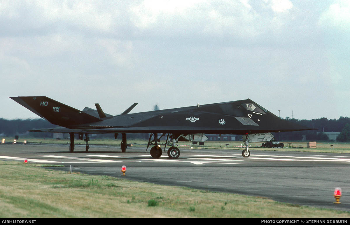 Aircraft Photo of 85-0830 / 830 | Lockheed F-117A Nighthawk | USA - Air Force | AirHistory.net #174847