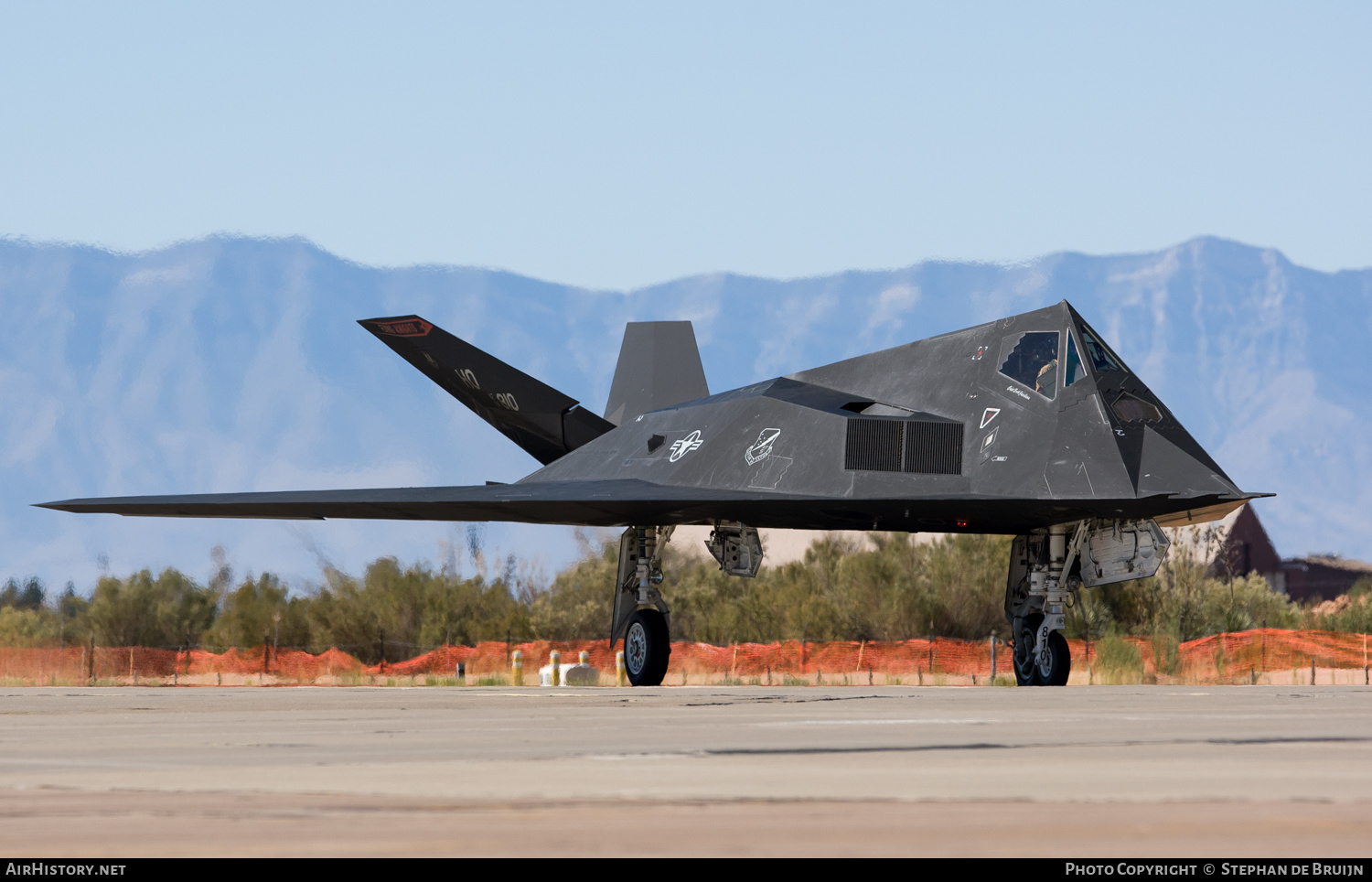 Aircraft Photo of 84-0810 / AF84-810 | Lockheed F-117A Nighthawk | USA - Air Force | AirHistory.net #174870