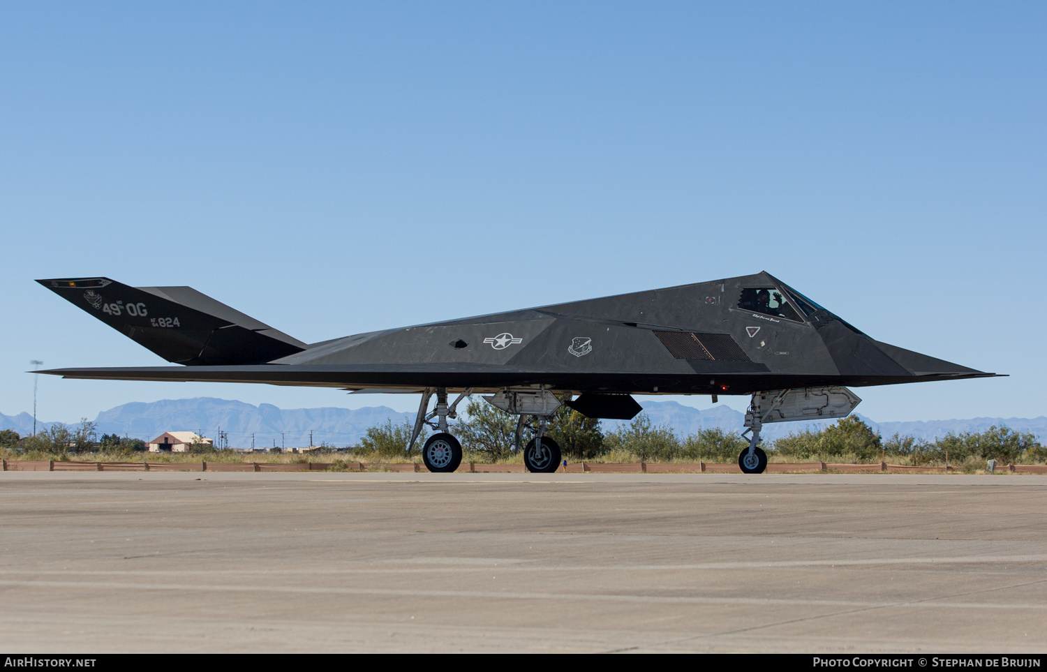 Aircraft Photo of 84-0824 / AF84-824 | Lockheed F-117A Nighthawk | USA - Air Force | AirHistory.net #174885