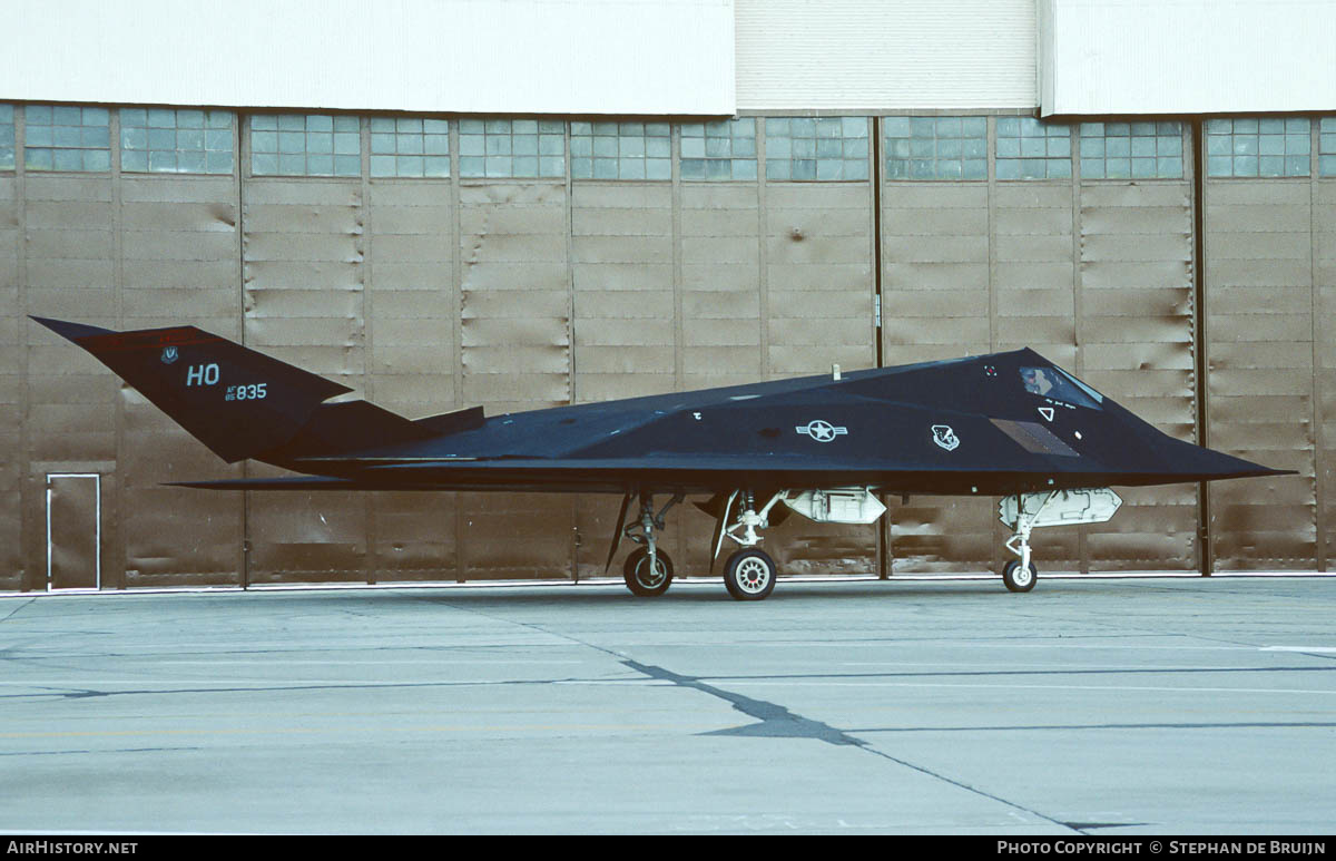 Aircraft Photo of 85-0835 / AF80-835 | Lockheed F-117A Nighthawk | USA - Air Force | AirHistory.net #174887
