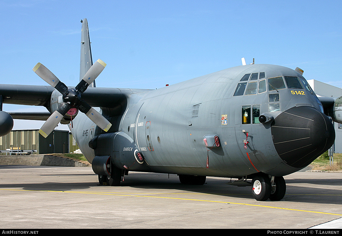 Aircraft Photo of 5142 | Lockheed C-130H-30 Hercules (L-382) | France - Air Force | AirHistory.net #174918