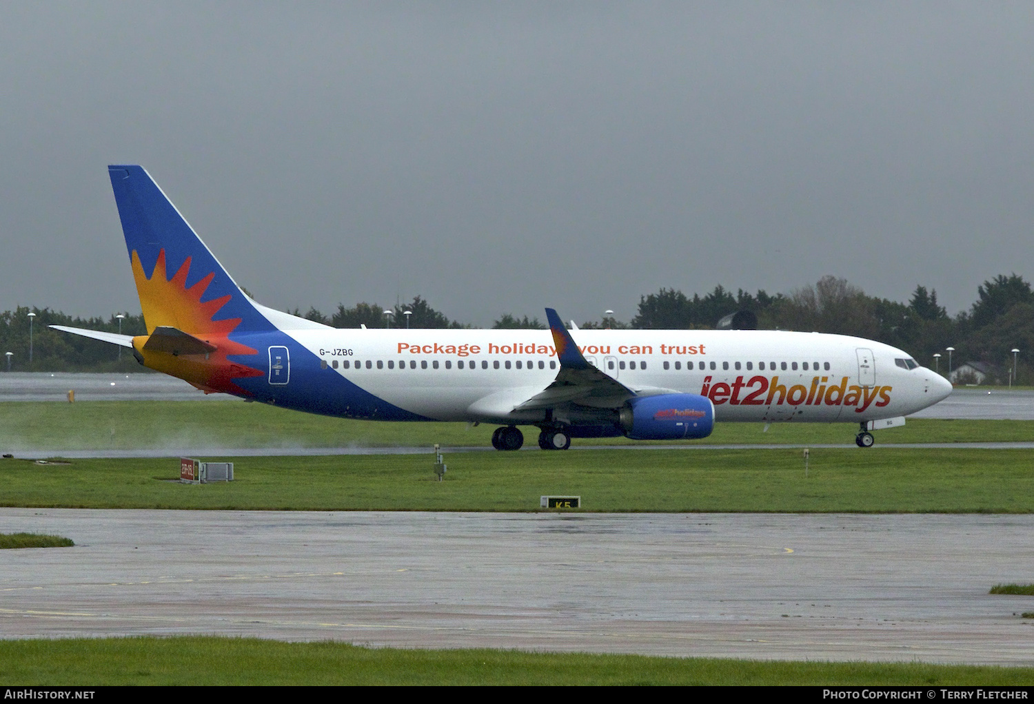 Aircraft Photo of G-JZBG | Boeing 737-800 | Jet2 Holidays | AirHistory.net #174997