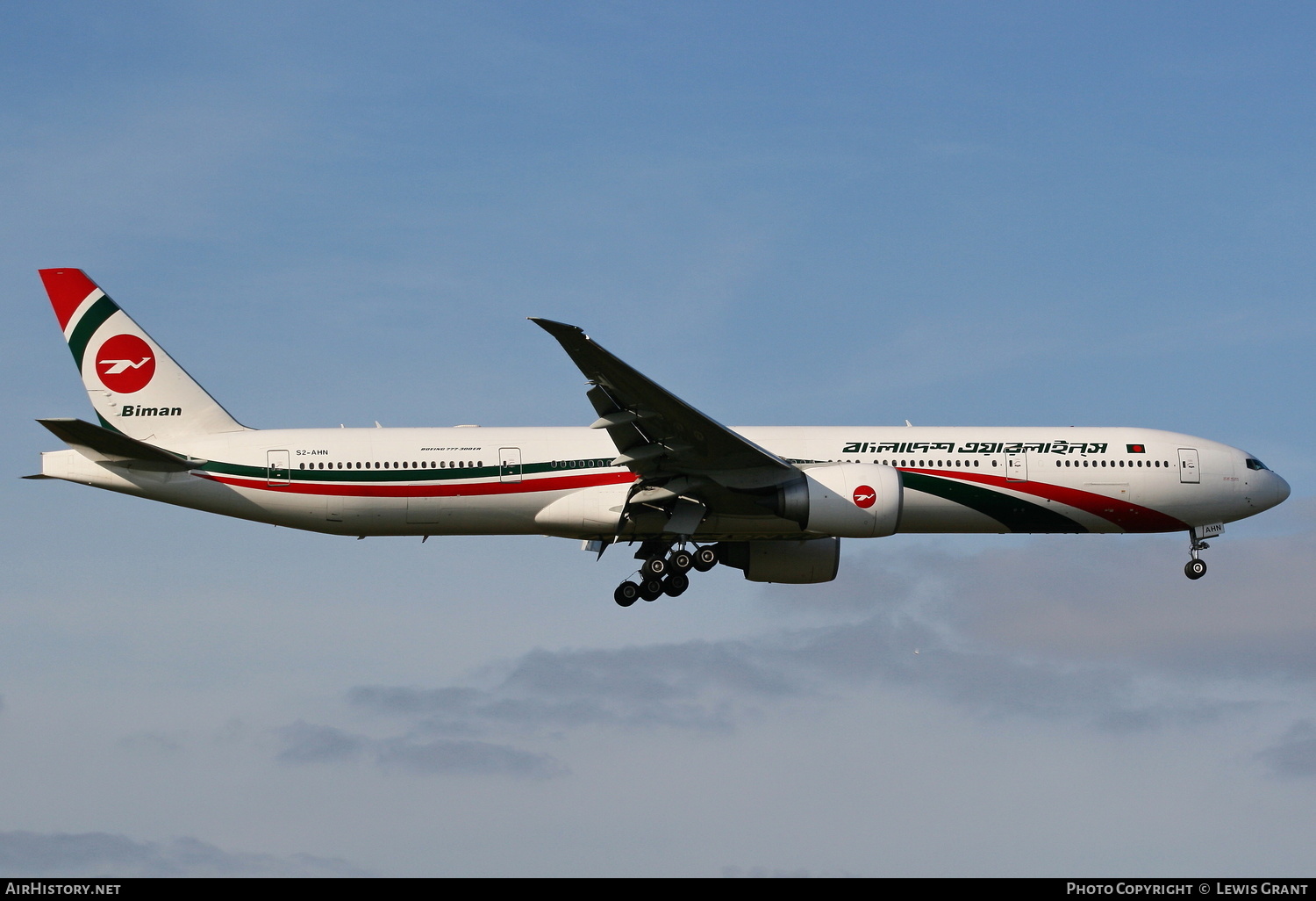 Aircraft Photo of S2-AHN | Boeing 777-3E9/ER | Biman Bangladesh Airlines | AirHistory.net #175044