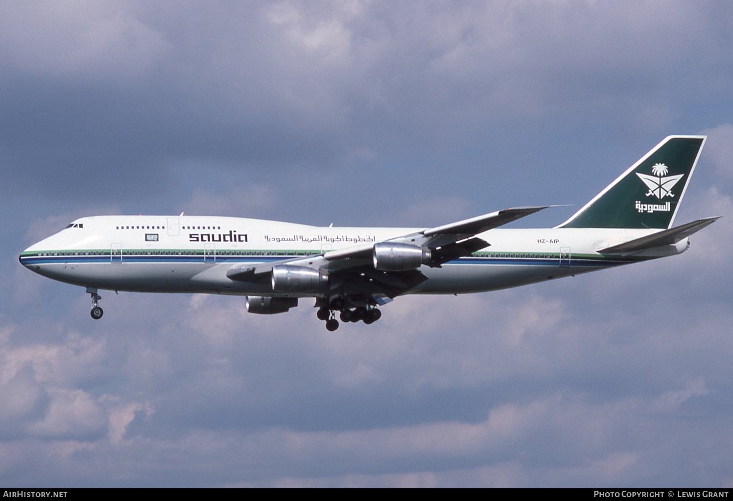 Aircraft Photo of HZ-AIP | Boeing 747-368 | Saudia - Saudi Arabian Airlines | AirHistory.net #175087