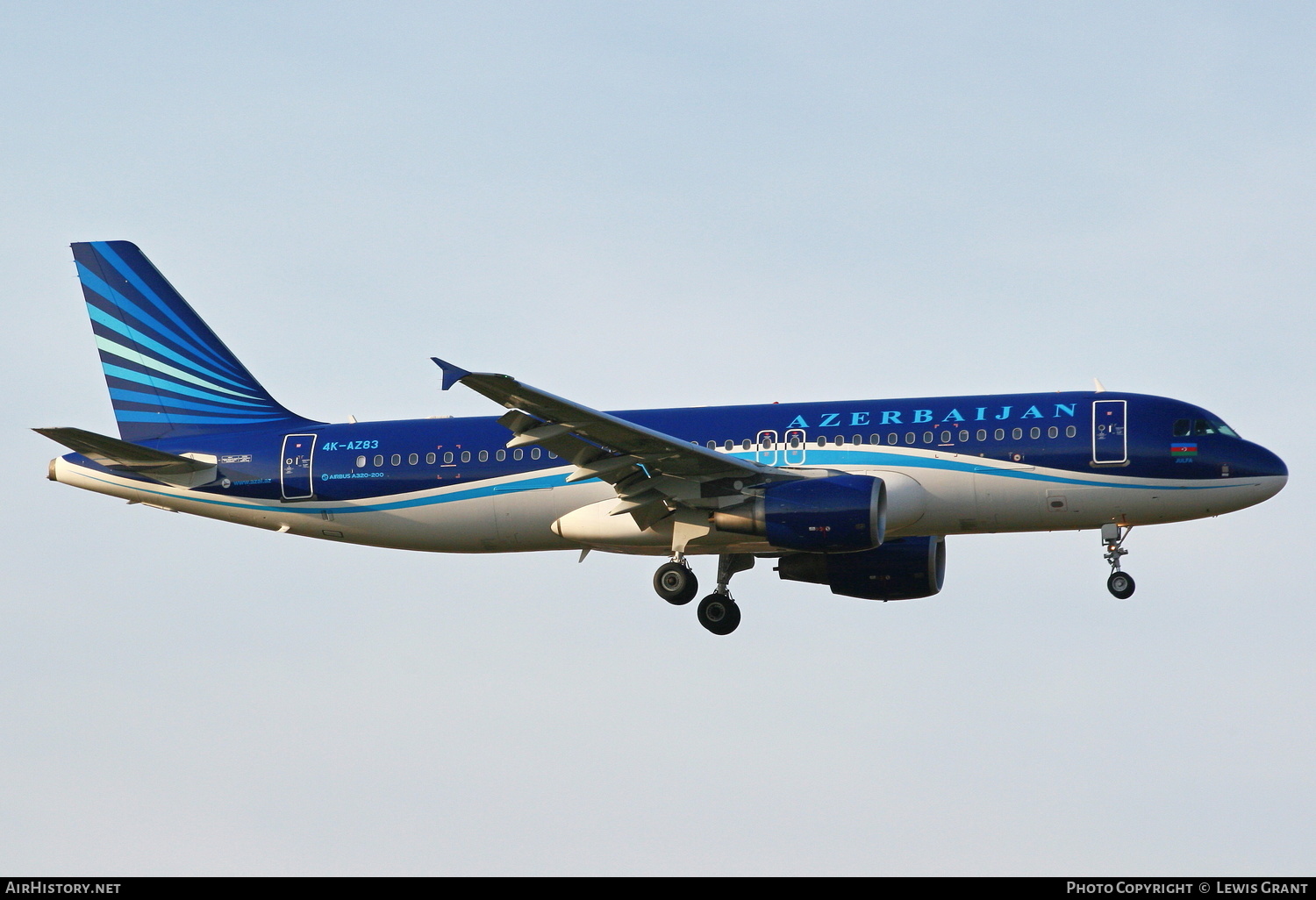 Aircraft Photo of 4K-AZ83 | Airbus A320-214 | Azerbaijan Airlines - AZAL - AHY | AirHistory.net #175111