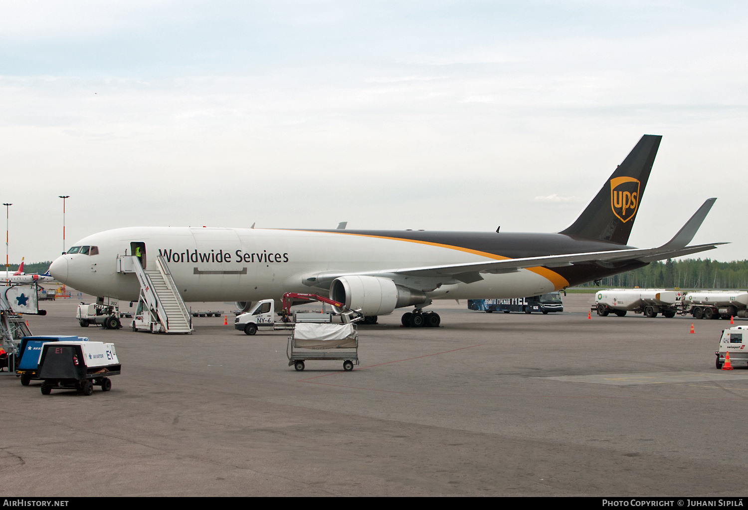 Aircraft Photo of N302UP | Boeing 767-34AF/ER | United Parcel Service - UPS | AirHistory.net #175166