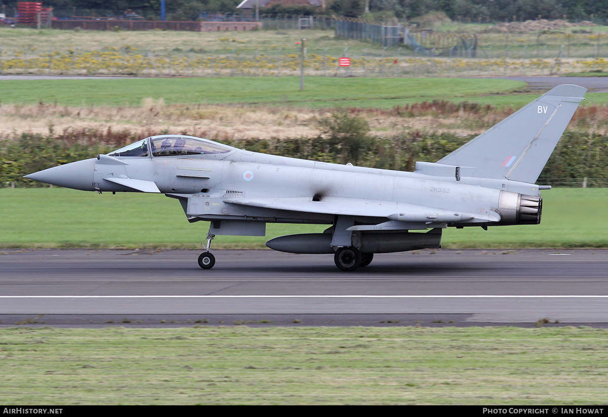 Aircraft Photo of ZK352 | Eurofighter EF-2000 Typhoon FGR4 | UK - Air Force | AirHistory.net #175203