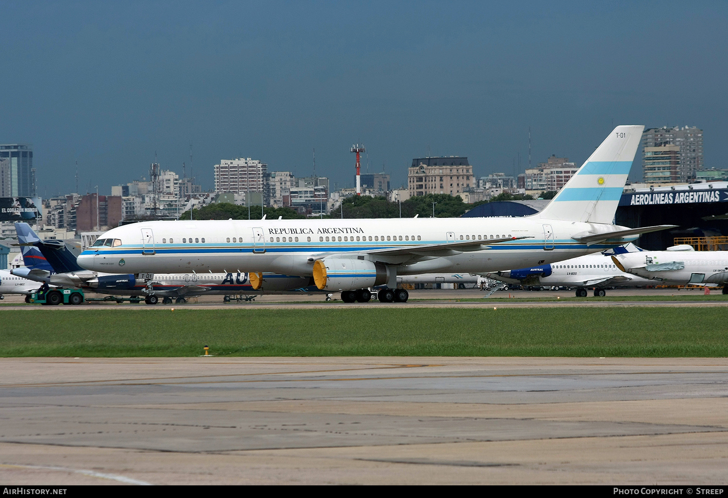 Aircraft Photo of T-01 | Boeing 757-23A | Argentina - Air Force | AirHistory.net #175252