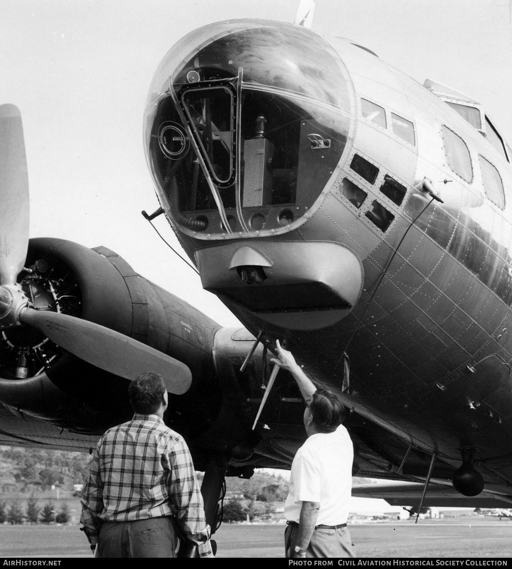 Aircraft Photo of F-BEEA | Boeing B-17G Flying Fortress | IGN - Institut Géographique National | AirHistory.net #175296