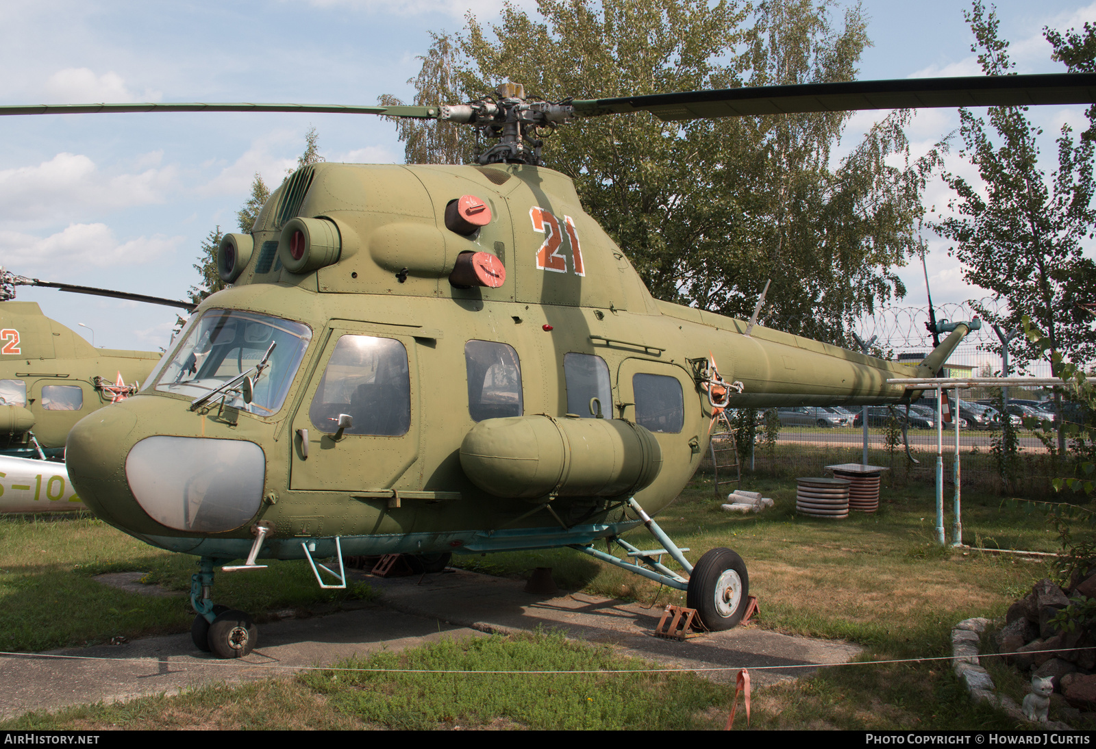 Aircraft Photo of 21 red | Mil Mi-2 | Soviet Union - Air Force | AirHistory.net #175374