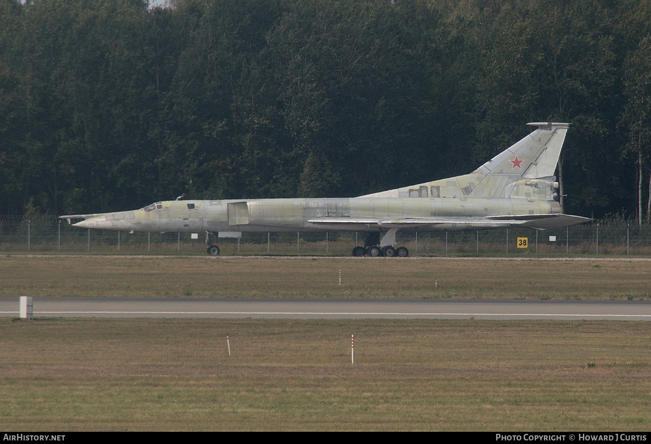 Aircraft Photo of 53 red | Tupolev Tu-22M-1 | Russia - Air Force | AirHistory.net #175389