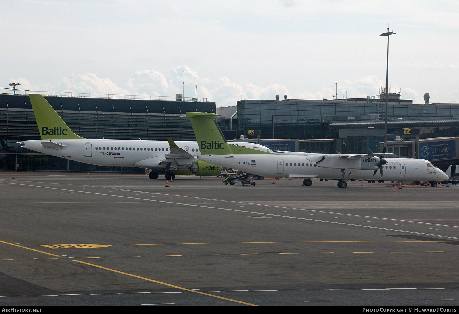 Aircraft Photo of YL-BAE | Bombardier DHC-8-402 Dash 8 | AirBaltic | AirHistory.net #175396