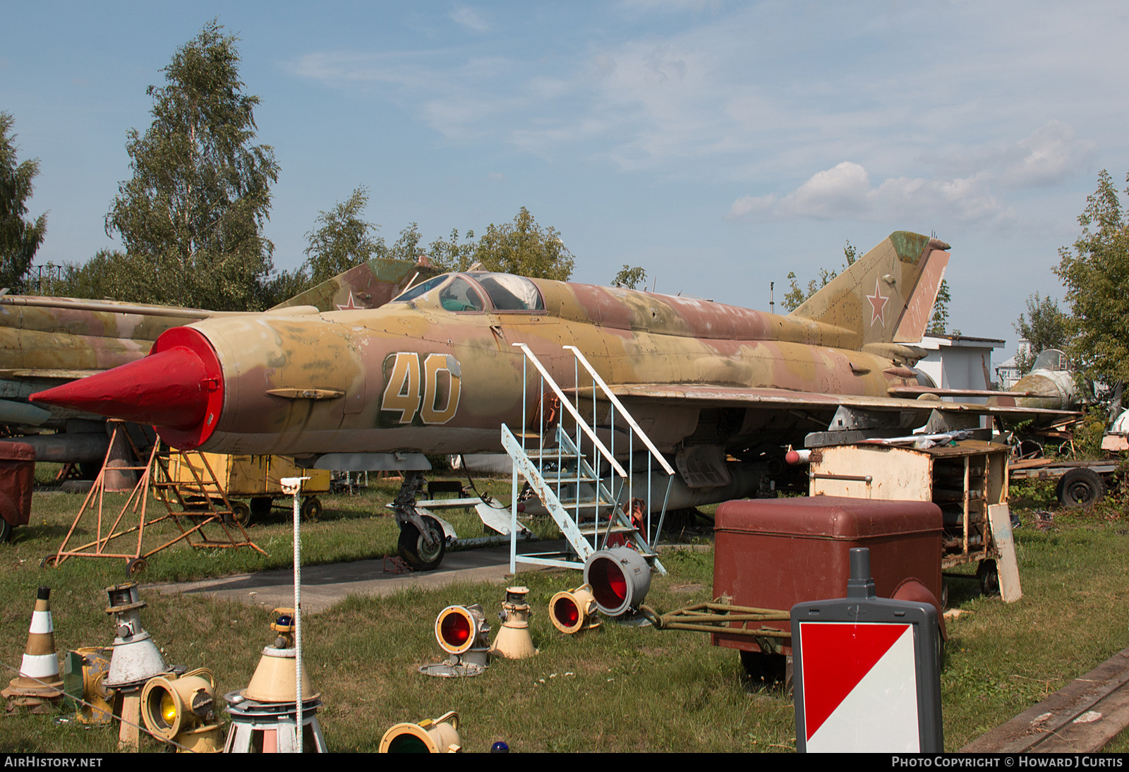 Aircraft Photo of 40 yellow | Mikoyan-Gurevich MiG-21ST | Russia - Air Force | AirHistory.net #175413