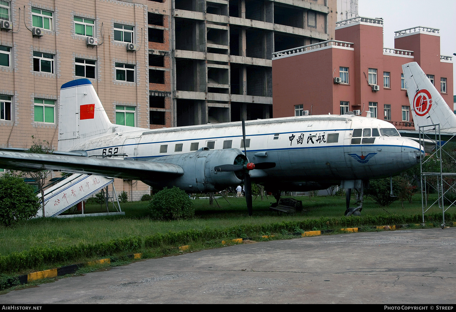 Aircraft Photo of 652 | Ilyushin Il-14M | CAAC - Civil Aviation Administration of China | AirHistory.net #175422