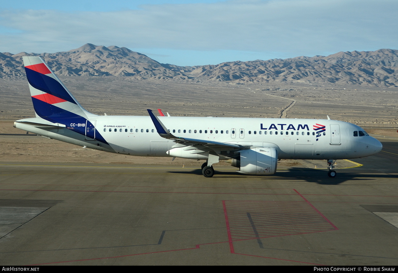 Aircraft Photo of CC-BHB | Airbus A320-271N | LATAM Airlines | AirHistory.net #175576