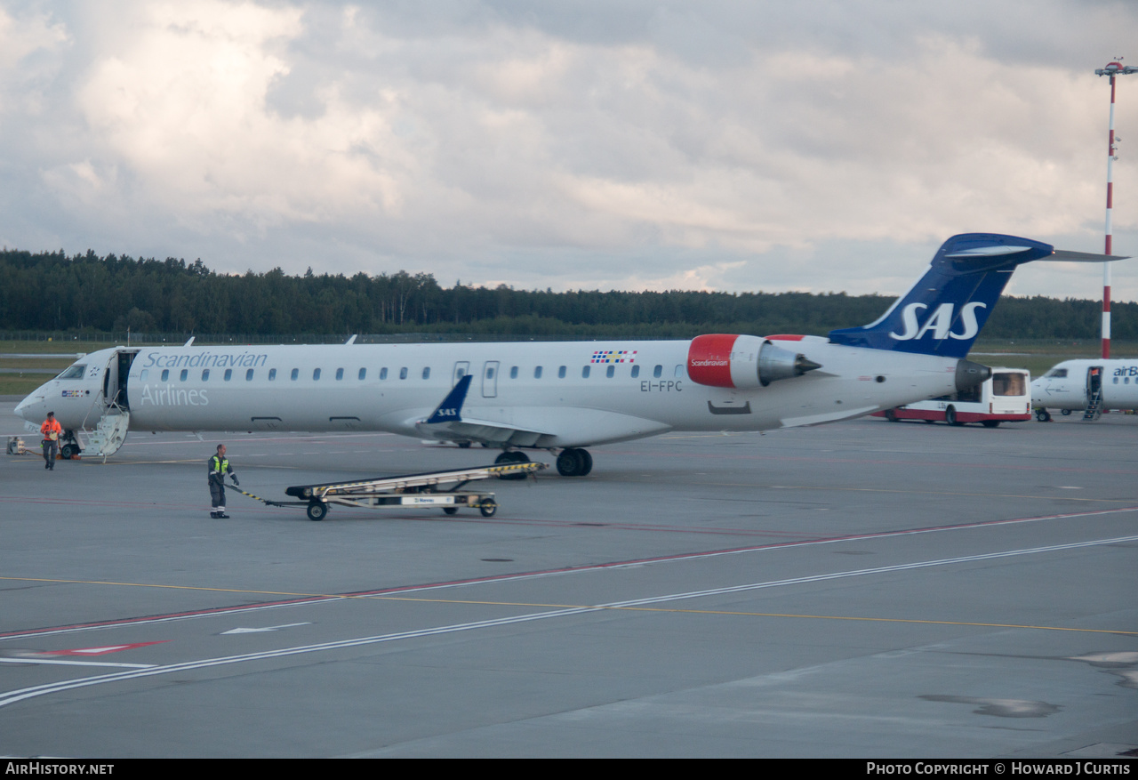 Aircraft Photo of EI-FPC | Bombardier CRJ-900 (CL-600-2D24) | Scandinavian Airlines - SAS | AirHistory.net #175624