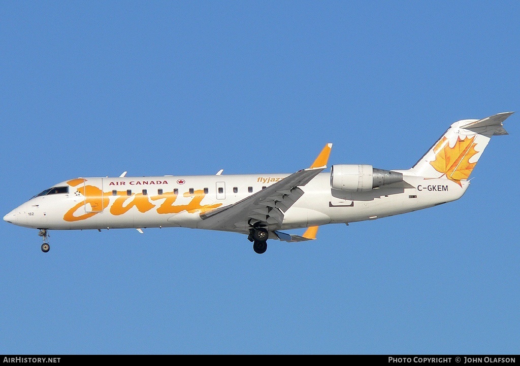 Aircraft Photo of C-GKEM | Bombardier CRJ-200ER (CL-600-2B19) | Air Canada Jazz | AirHistory.net #175768