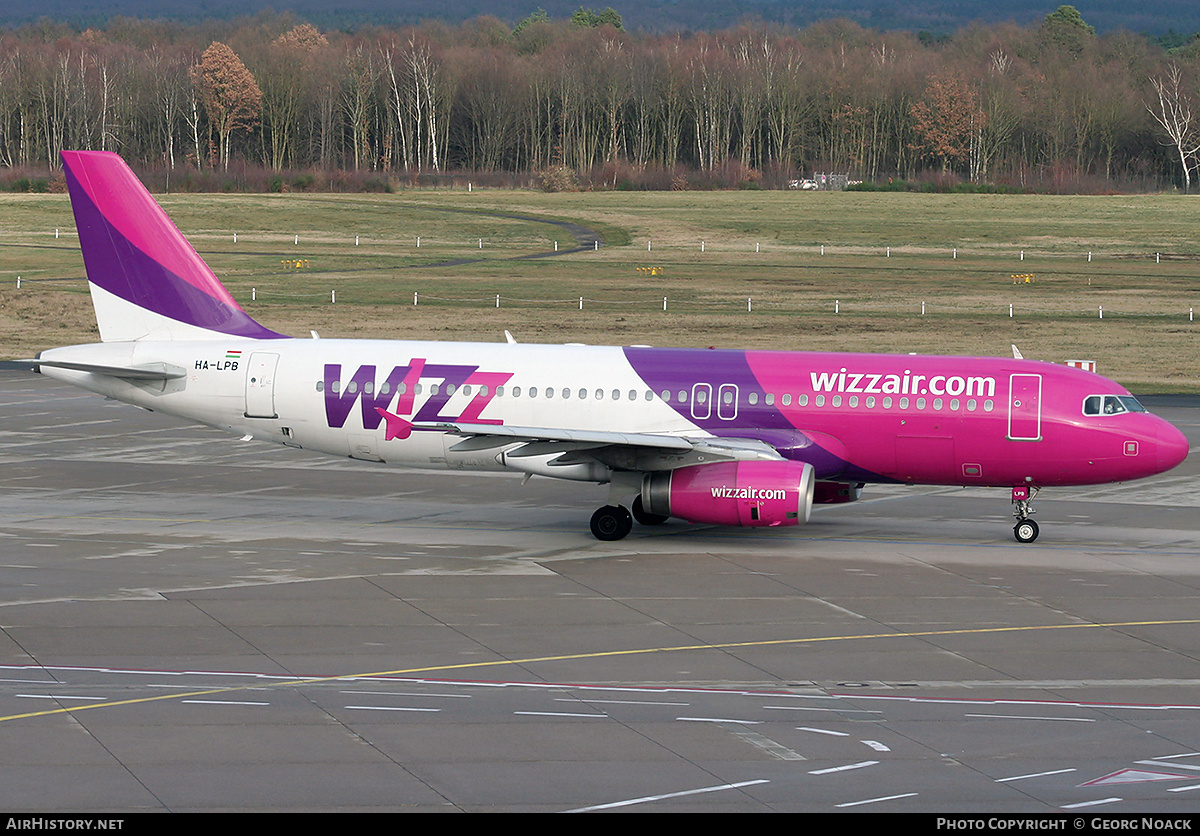 Aircraft Photo of HA-LPB | Airbus A320-232 | Wizz Air | AirHistory.net #175786
