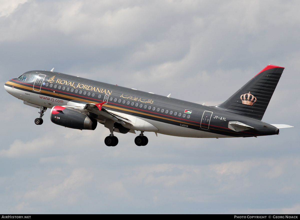 Aircraft Photo of JY-AYL | Airbus A319-132 | Royal Jordanian Airlines | AirHistory.net #175806