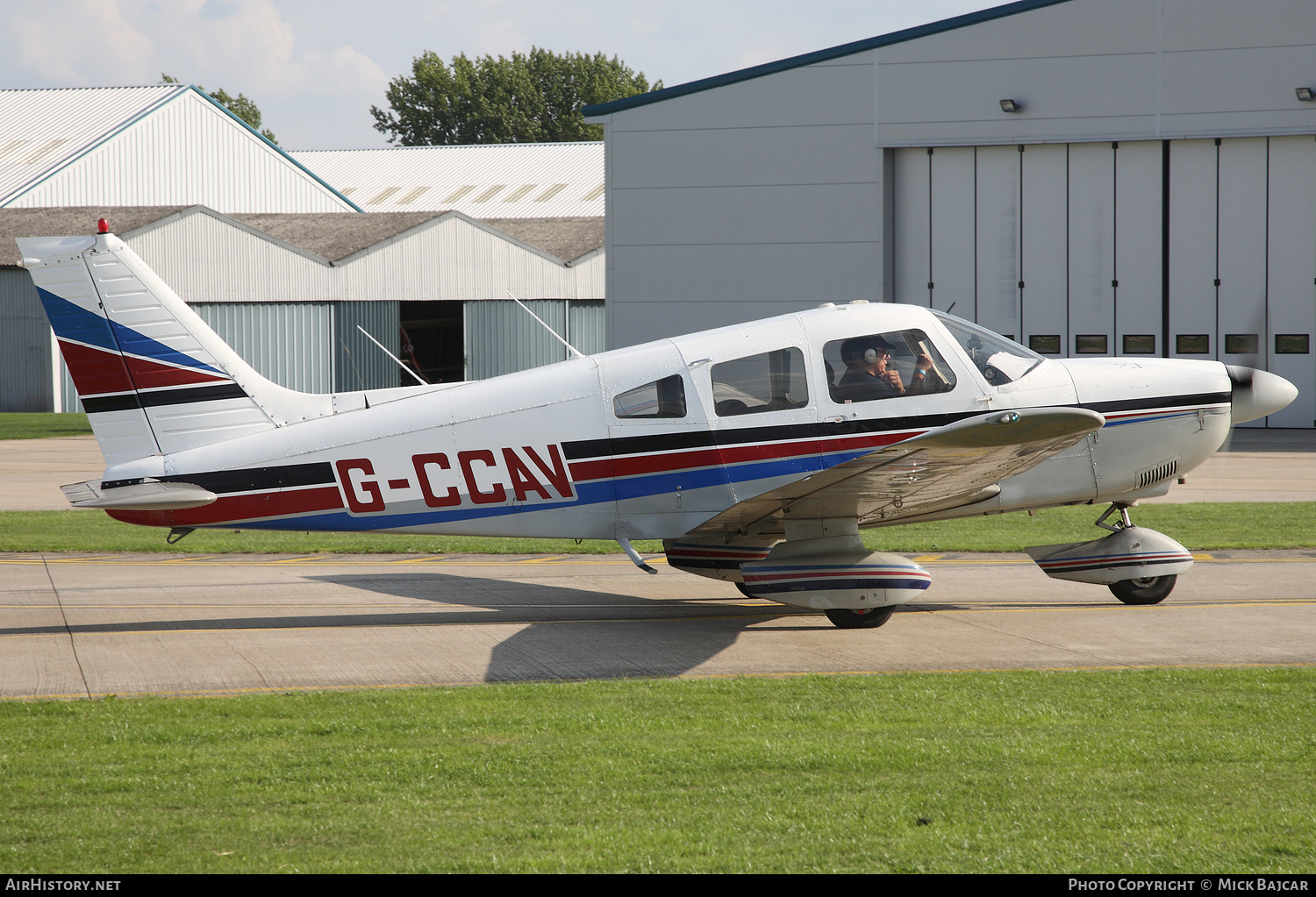 Aircraft Photo of G-CCAV | Piper PA-28-181 Archer II | AirHistory.net #175823