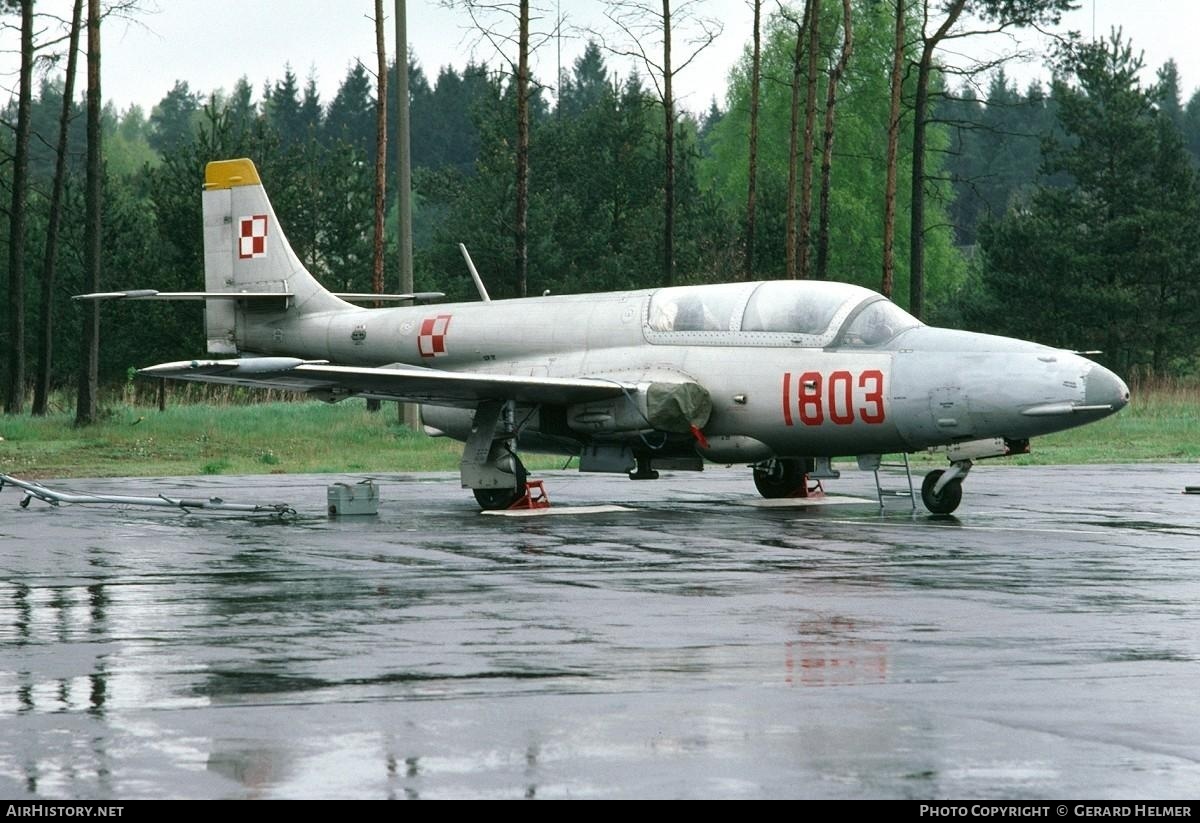 Aircraft Photo of 1803 | PZL-Mielec TS-11 Iskra | Poland - Navy | AirHistory.net #175875