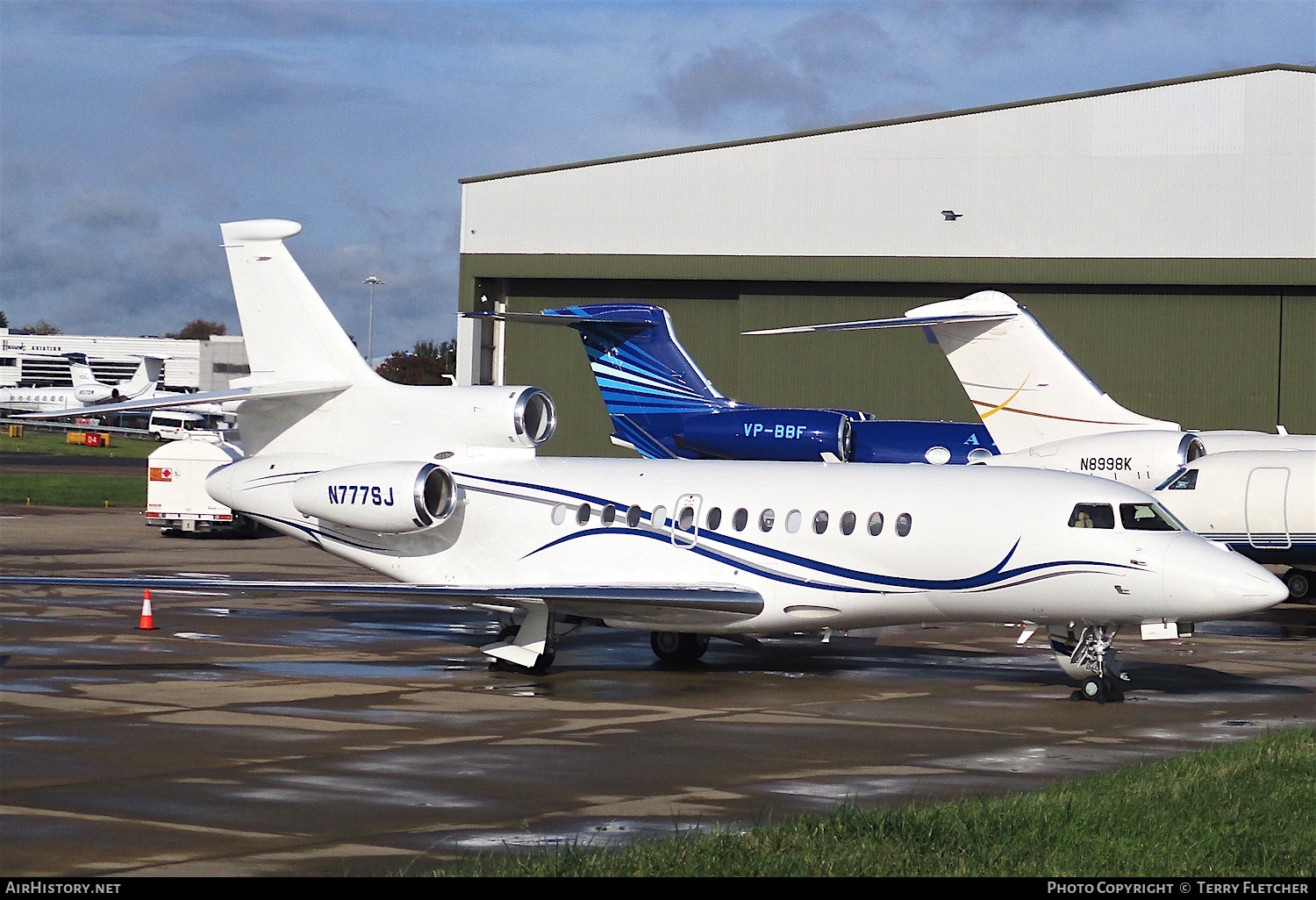 Aircraft Photo of N777SJ | Dassault Falcon 7X | AirHistory.net #175944