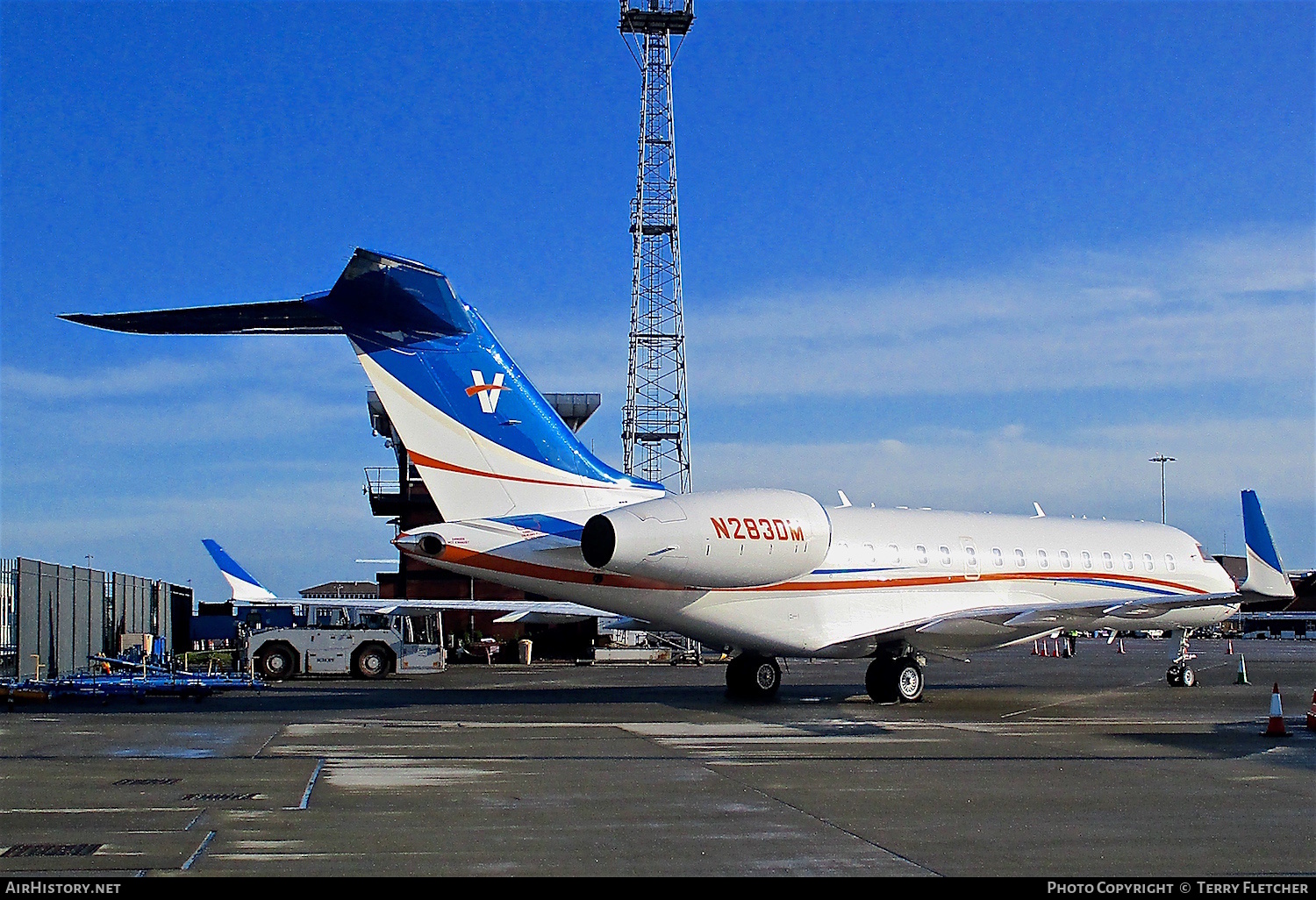 Aircraft Photo of N283DM | Bombardier Global Express (BD-700-1A10) | AirHistory.net #175959