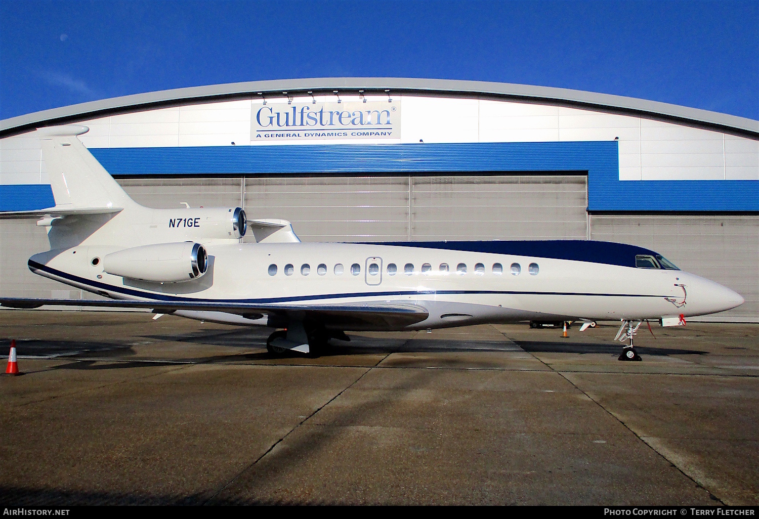 Aircraft Photo of N71GE | Dassault Falcon 8X | AirHistory.net #175967