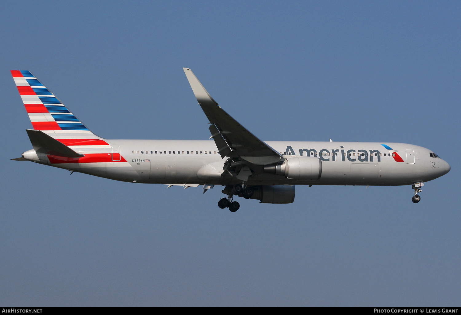 Aircraft Photo of N383AN | Boeing 767-323/ER | American Airlines | AirHistory.net #175997