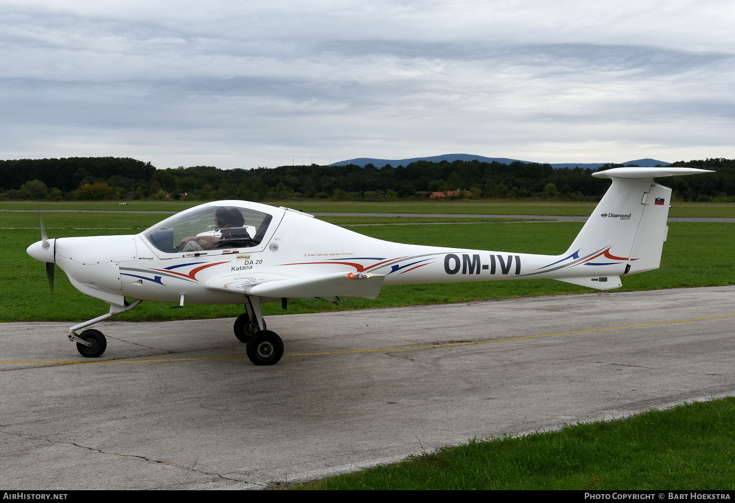 Aircraft Photo of OM-IVI | Diamond DA20A-1 Katana | AirHistory.net #176015