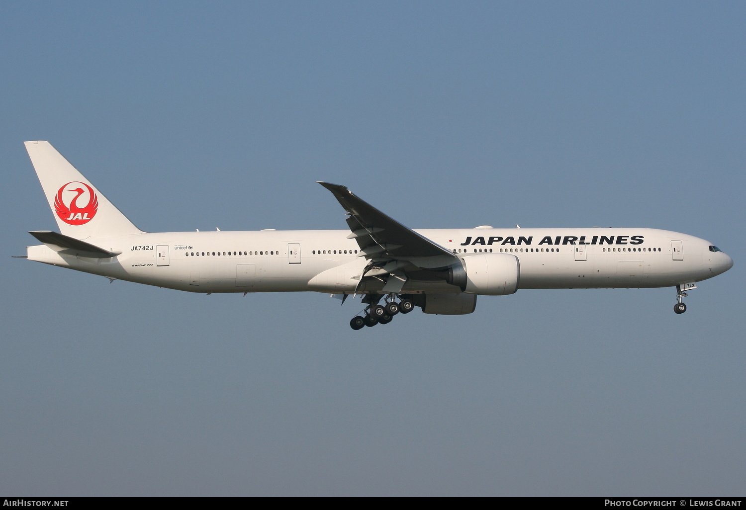 Aircraft Photo of JA742J | Boeing 777-346/ER | Japan Airlines - JAL | AirHistory.net #176071