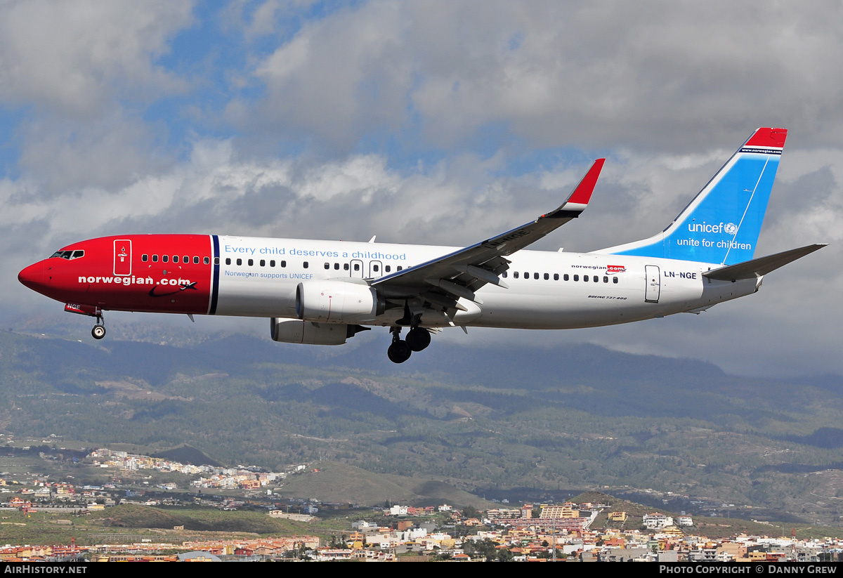 Aircraft Photo of LN-NGE | Boeing 737-8JP | Norwegian | AirHistory.net #176108