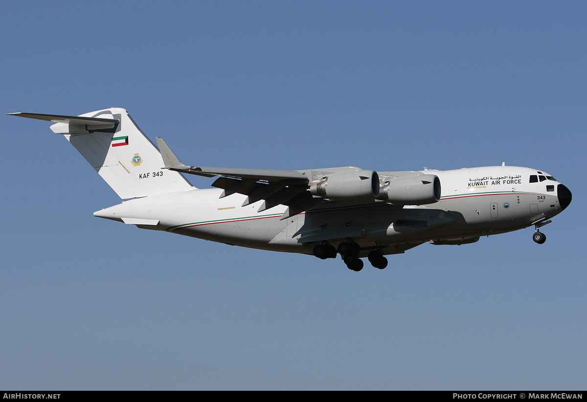 Aircraft Photo of KAF343 | Boeing C-17A Globemaster III | Kuwait - Air Force | AirHistory.net #176235