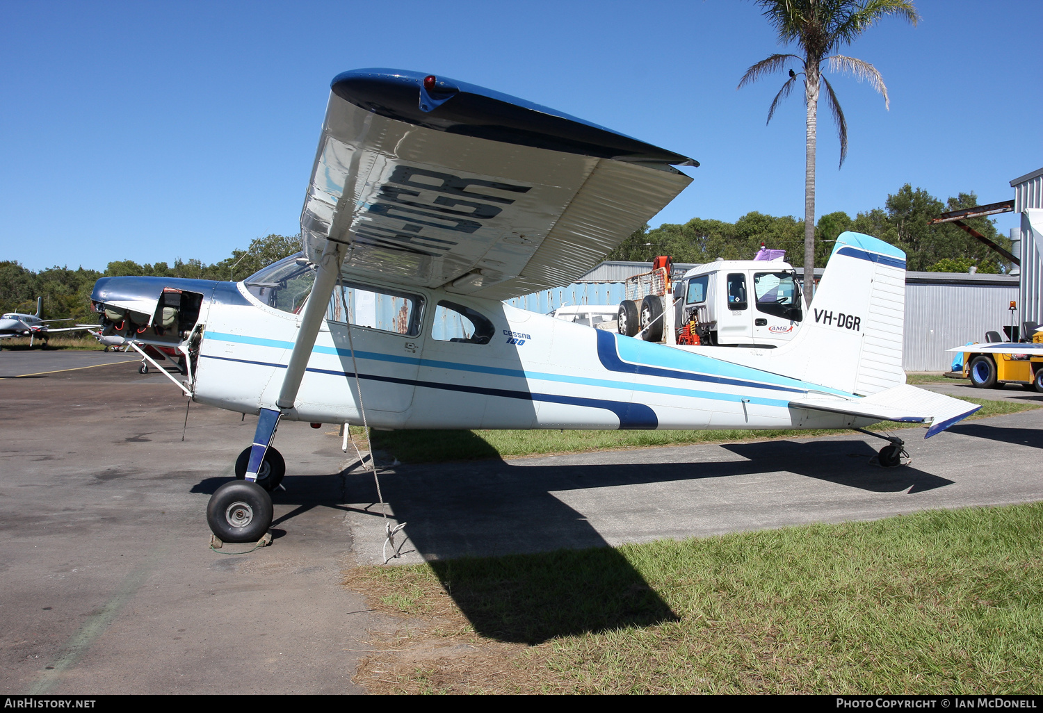 Aircraft Photo of VH-DGR | Cessna 180 | AirHistory.net #176428