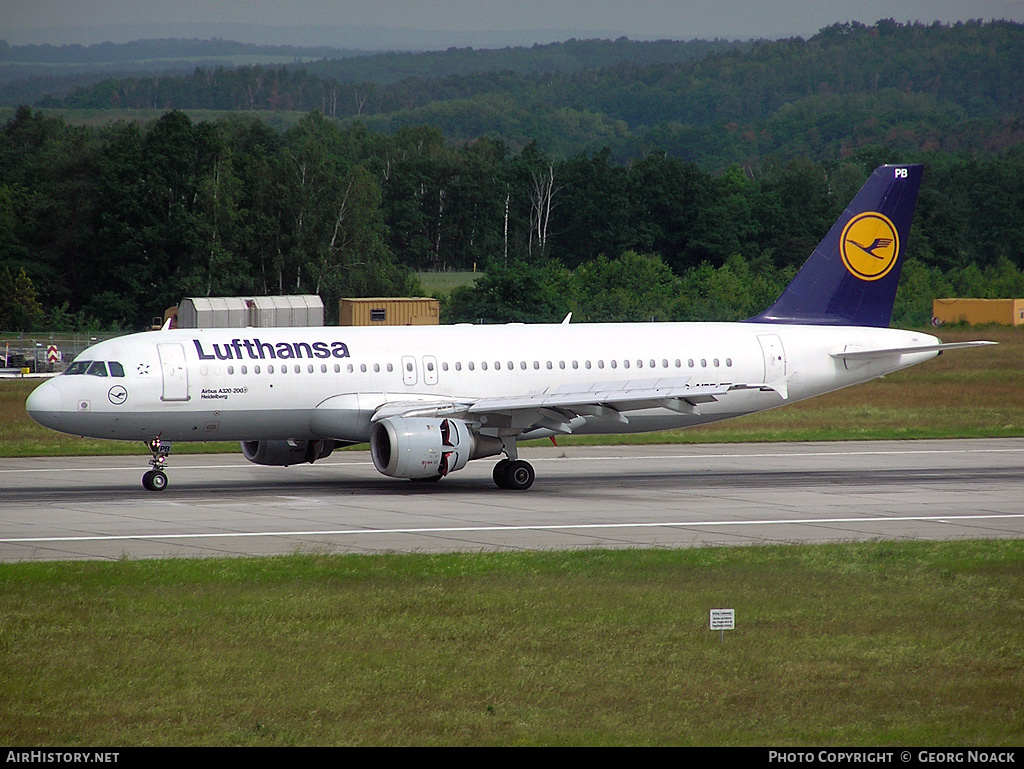 Aircraft Photo of D-AIPB | Airbus A320-211 | Lufthansa | AirHistory.net #176486