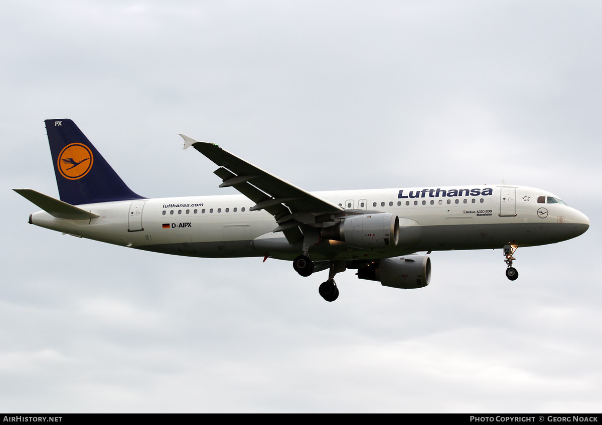 Aircraft Photo of D-AIPX | Airbus A320-211 | Lufthansa | AirHistory.net #176497