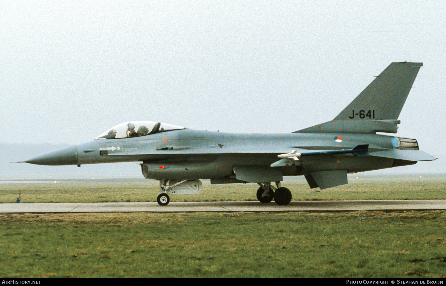 Aircraft Photo of J-641 | General Dynamics F-16A(R) Fighting Falcon | Netherlands - Air Force | AirHistory.net #176825