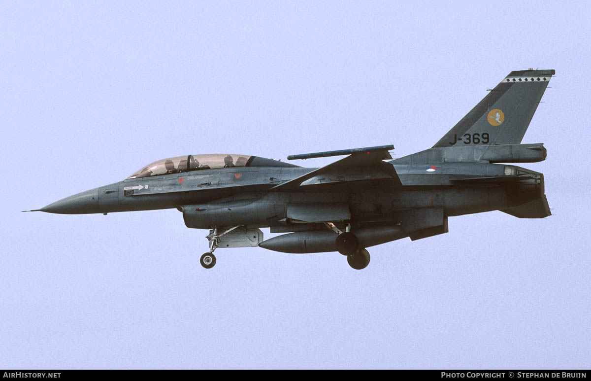 Aircraft Photo of J-369 | General Dynamics F-16B Fighting Falcon | Netherlands - Air Force | AirHistory.net #176852