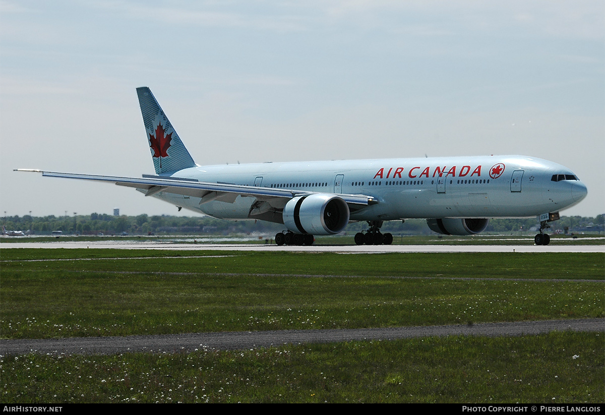 Aircraft Photo of C-FIUR | Boeing 777-333/ER | Air Canada | AirHistory.net #176919