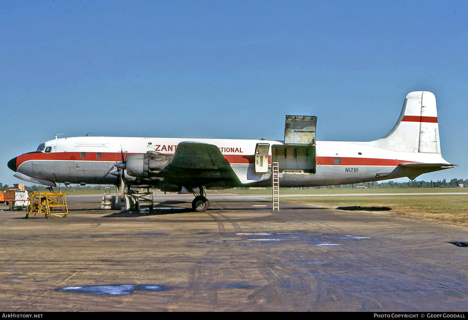 Aircraft Photo of N1281 | Douglas DC-6A | Zantop International Airlines | AirHistory.net #176959