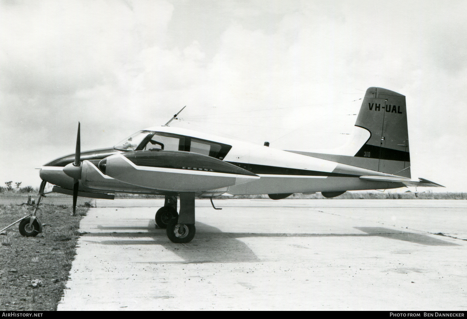 Aircraft Photo of VH-UAL | Cessna 310 | AirHistory.net #176964