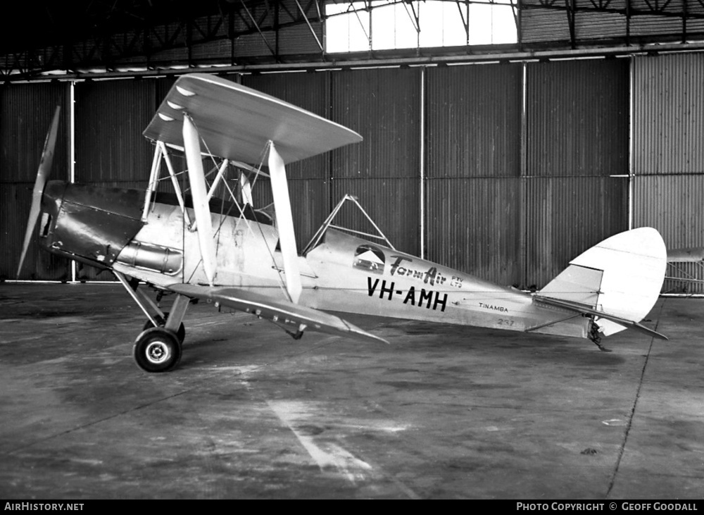 Aircraft Photo of VH-AMH | De Havilland D.H. 82A Tiger Moth | Farm Air | AirHistory.net #176969
