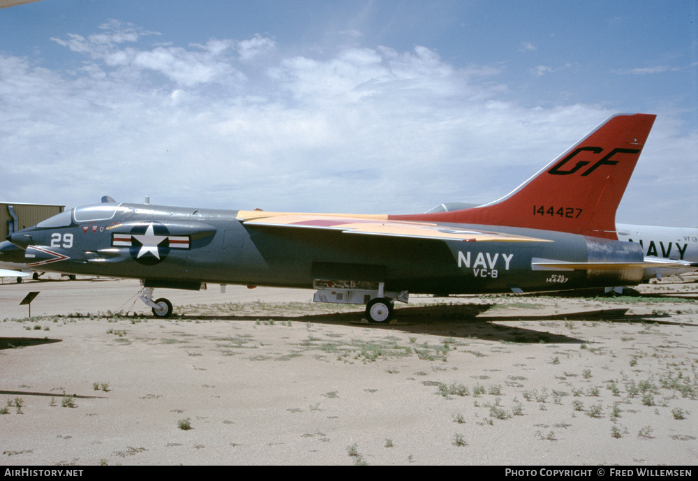 Aircraft Photo of 144427 | Vought DF-8F Crusader | USA - Navy | AirHistory.net #177140