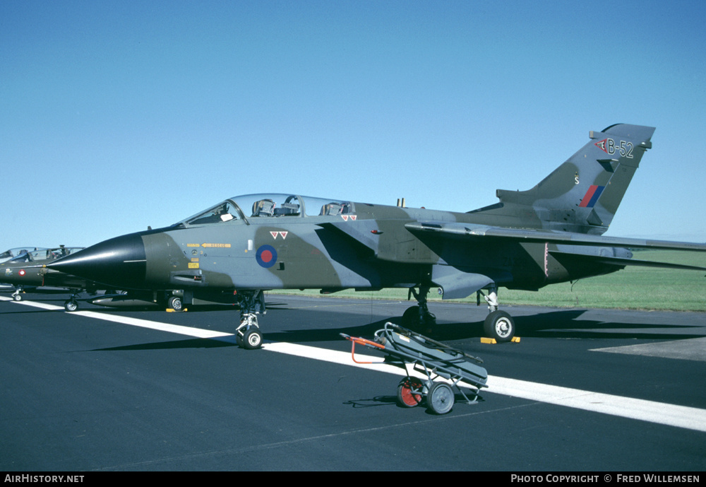 Aircraft Photo of ZA329 | Panavia Tornado GR1 | UK - Air Force | AirHistory.net #177179