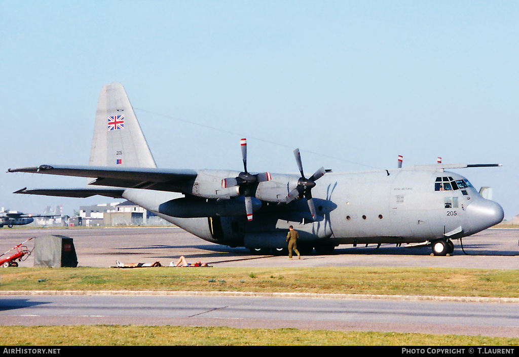 Aircraft Photo of XV205 | Lockheed C-130K Hercules C1P (L-382) | UK - Air Force | AirHistory.net #177217