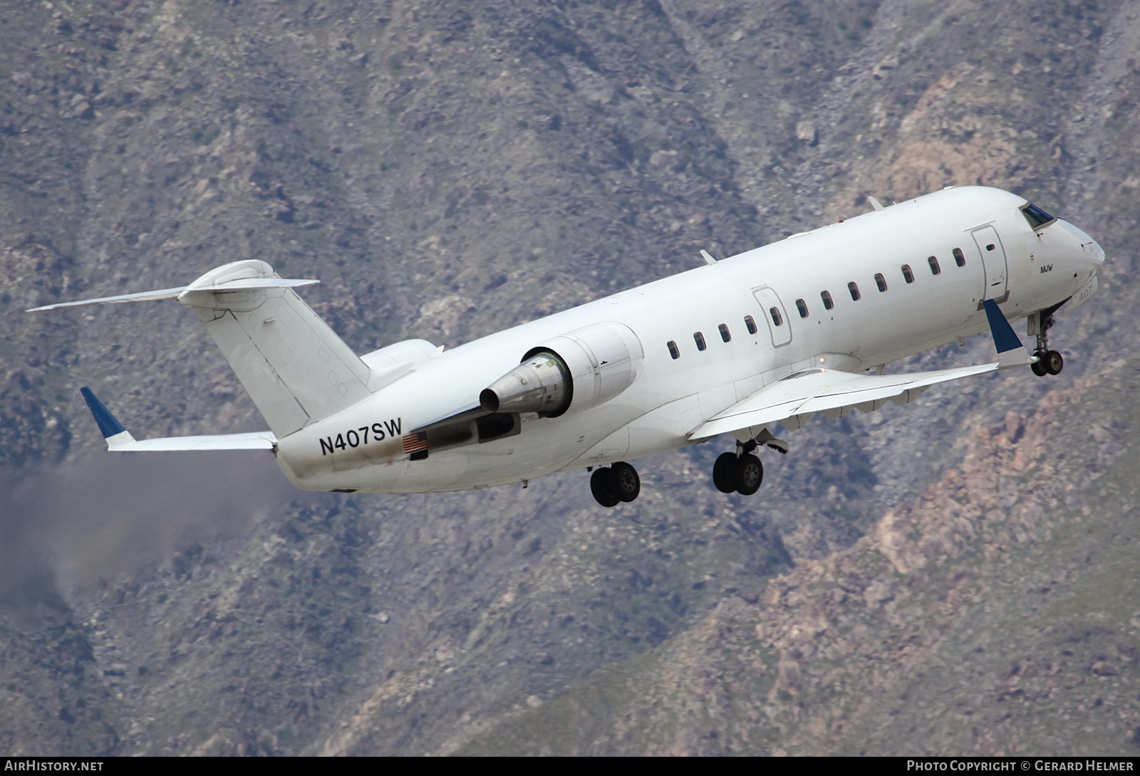 Aircraft Photo of N407SW | Canadair CRJ-200ER (CL-600-2B19) | Mesa Airlines | AirHistory.net #177258