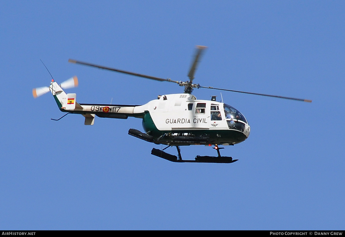 Aircraft Photo of HU.15-89 | MBB BO-105CBS-4 | Spain - Guardia Civil | AirHistory.net #177327