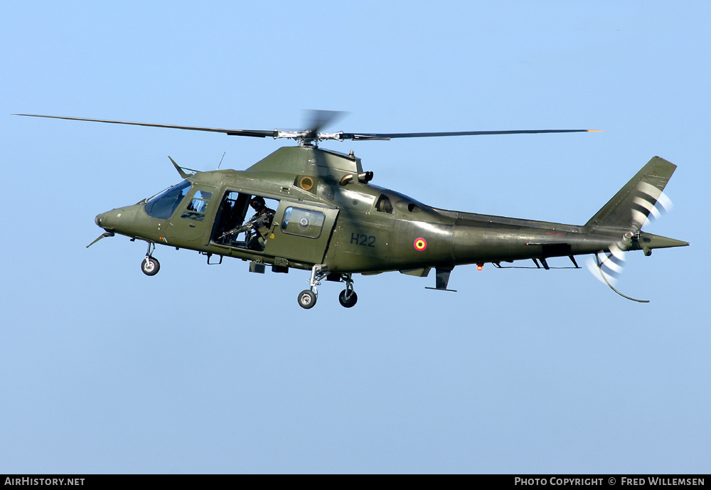 Aircraft Photo of H22 | Agusta A-109HO (A-109BA) | Belgium - Army | AirHistory.net #177397